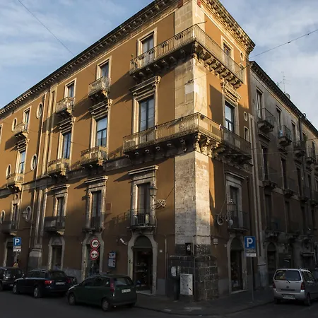 B&B Palazzo Bruca Catania-3